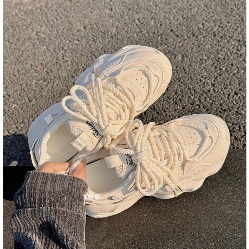 Embroidery Garments - Damskie beżowe sneakersy na platformie, z