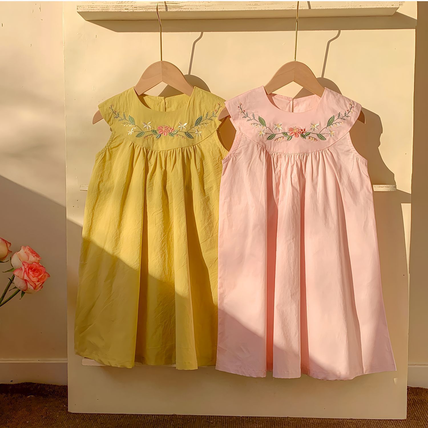Letnie sukienki dla dziewczyne – Embroidery Yellow Dress recenzja i cena